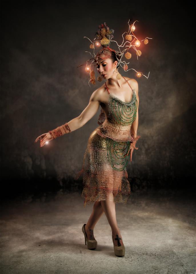 Photographers: Ivan Ramirez, IAR Photography Designer: Annamarta Dostourian Makeup: Alicia Barry Rosen Models: Nina Marie O'Brien Assisted Enclothing Models in Sculptural Couture: Veronica Rojas Carstensen, Daria Goodson Theatrical Assistance: Guillermo Galindo